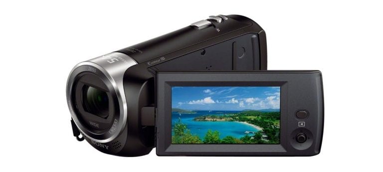 Sony prezentē jaunās Handycam kameras