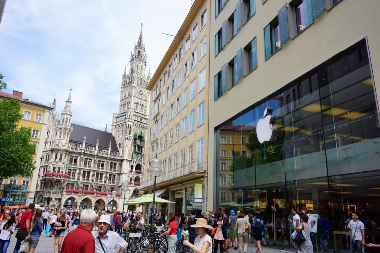 Apple izziņo finanšu rezultātus: iPhone un Mac uz augšu, iPad un iPod – lejup