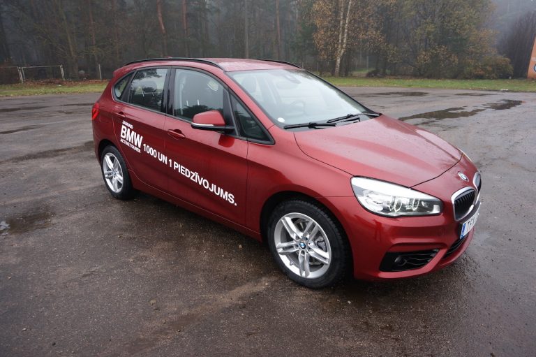 BMW 2 Series Active Tourer (galerija)