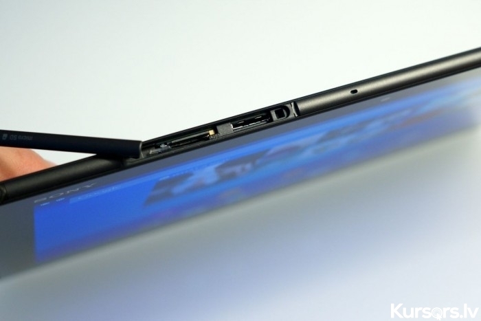 Xperia Z4 Tablet 018