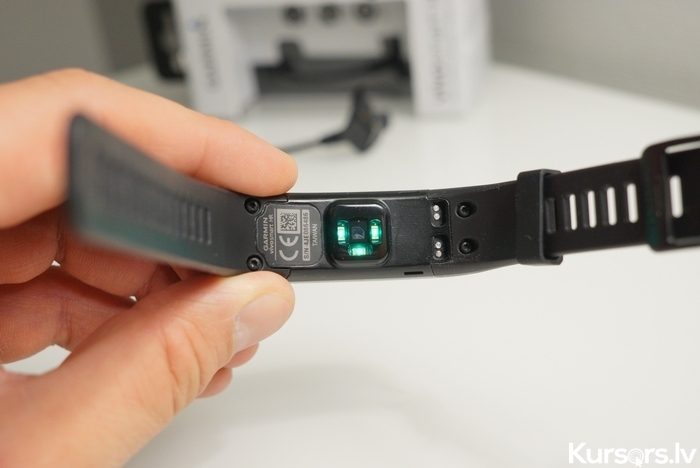 Garmin Vivosmart HR 002