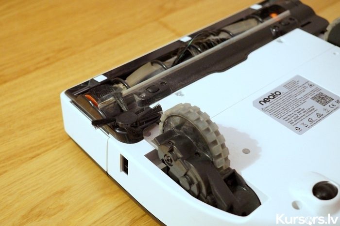Neato Botvac D85 015