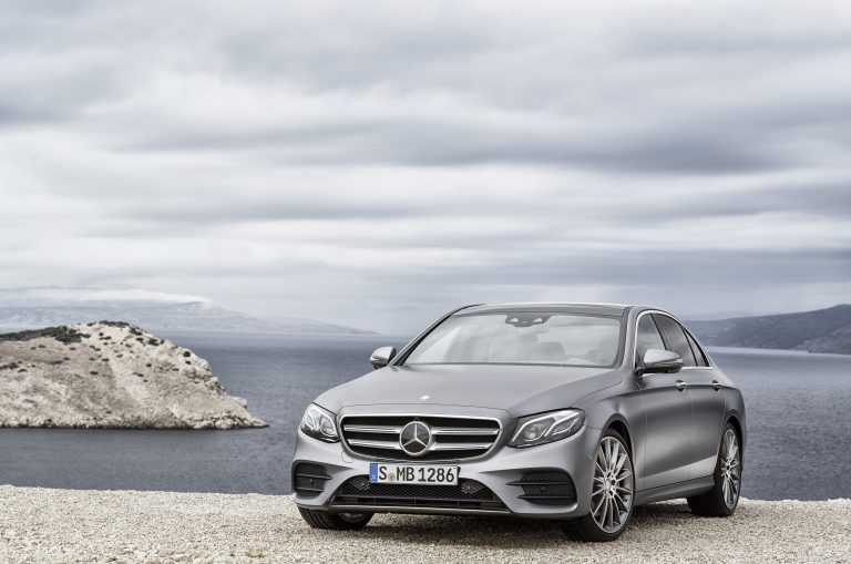 “Mercedes” aptur savu “auto abonēšanas” servisu