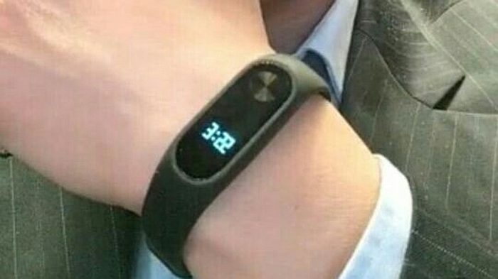 xiaomi-mi-band-2-tease