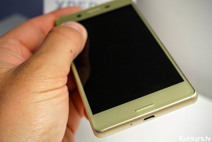Xperia X 016