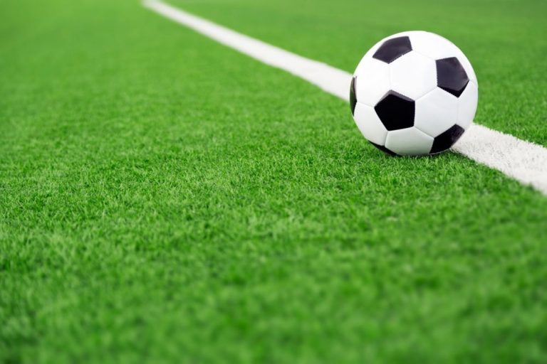 Vai tu jau esi izmēģinājis slepeno Facebook Messenger futbola spēli?