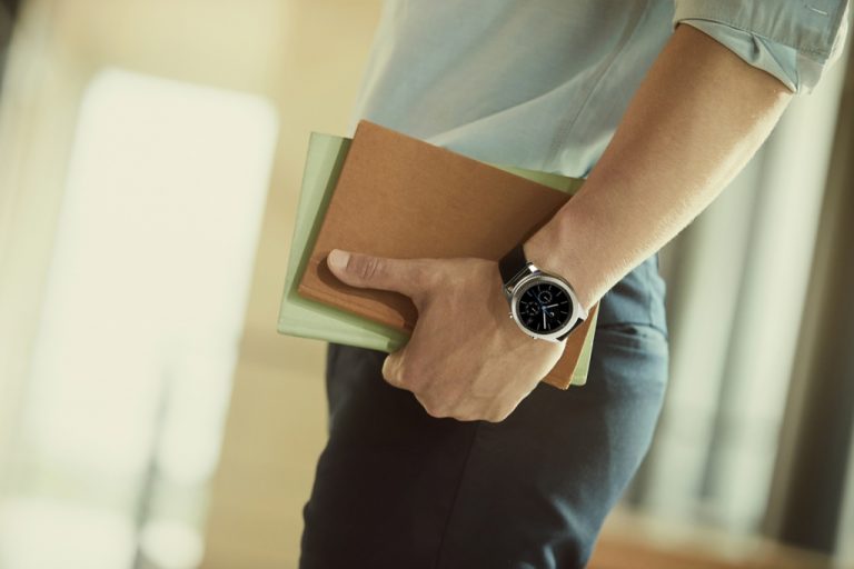 Samsung papildina viedpulksteņu klāstu ar Gear S3