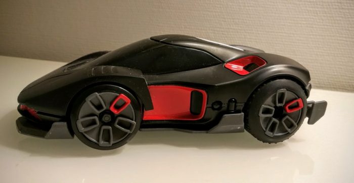 r-e-v-002
