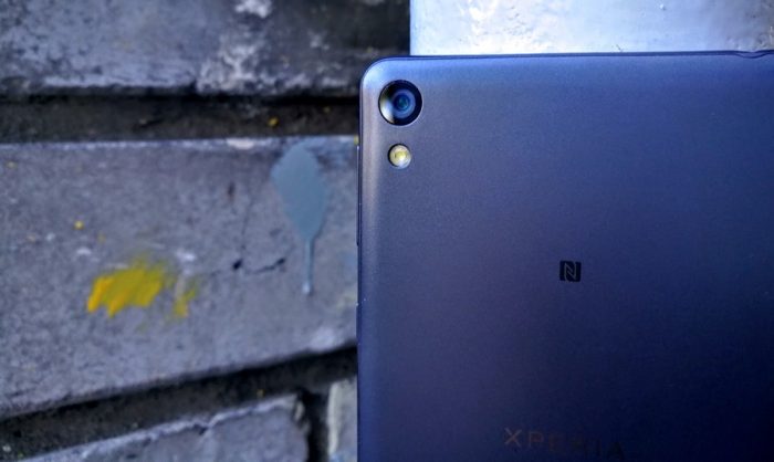 xperia-e5-024