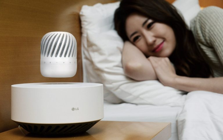 LG prezentē levitējošo skaļruni