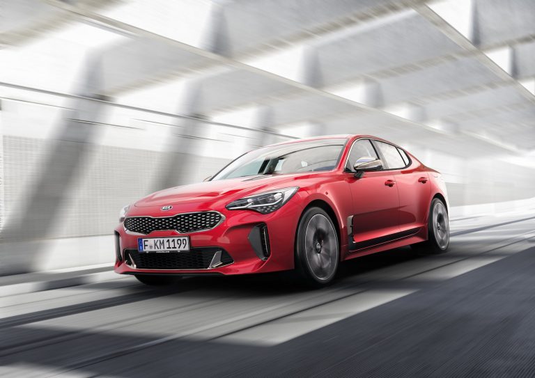 Notikusi 2018. gada Kia Stinger pasaules debija