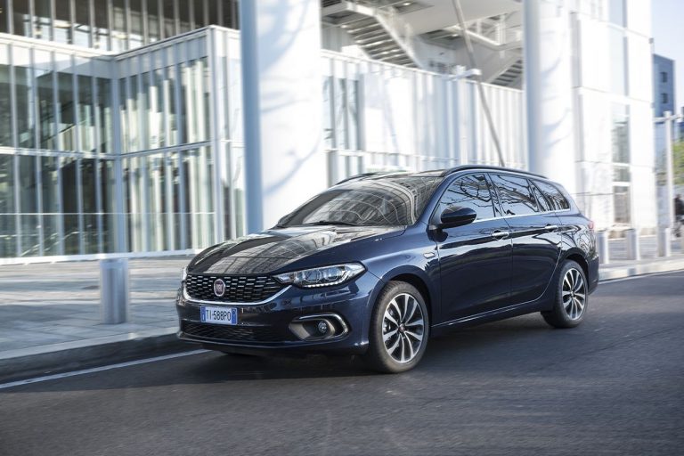 Latvijā prezentē divas jaunas Fiat Tipo versijas