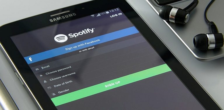 Spotify veido valkājamu ierīci – paši vēl nav izlēmuši kādu