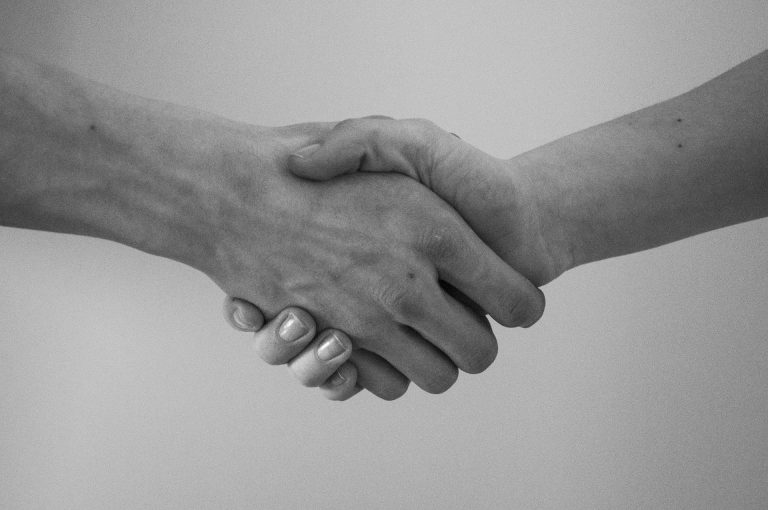 Darbību uzsācis Baltijā pirmais akciju pirkšanas un pārdošanas darījumu portāls Shareswall