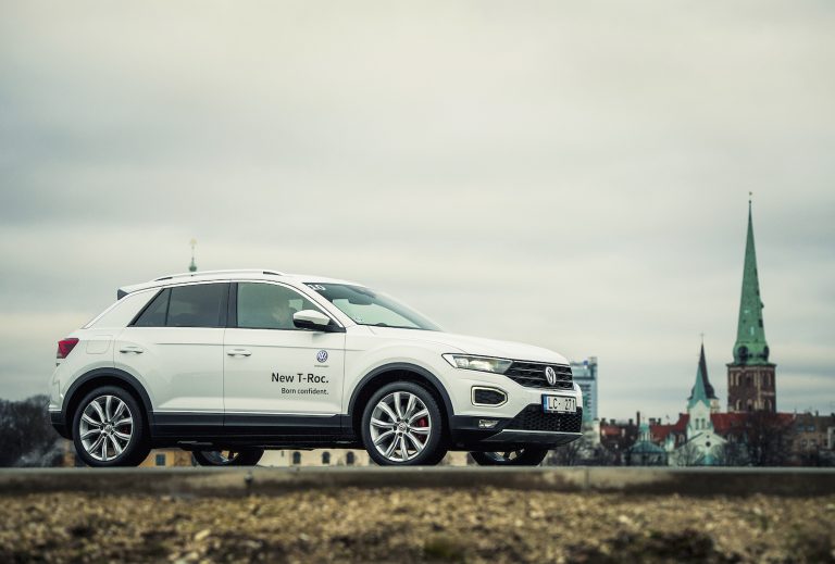 Volkswagen Baltijā prezentē jauno pilsētas krosoveru T-Roc