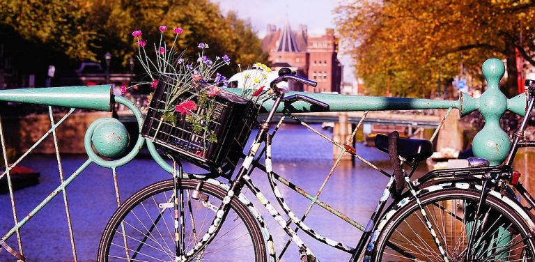 Amsterdamā Airbnb apartamentus varēs dot īrē tikai 30 dienas gadā