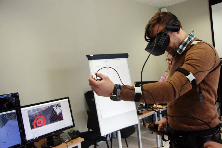 Valmierā notiks virtuālās realitātes darbnīca Augmented and Virtual (AR/VR) Hackathon 2018