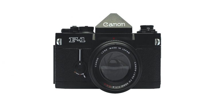 Canon pārtrauc analogo fotoaparātu tirdzniecību