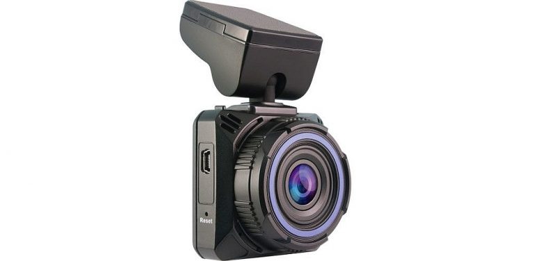 Navitel DVR R600 automašīnas video reģistratora apskats