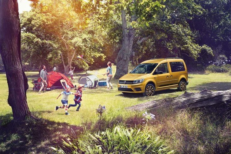 Latvijā ierodas uzticamais ģimenes auto Volkswagen Caddy Family