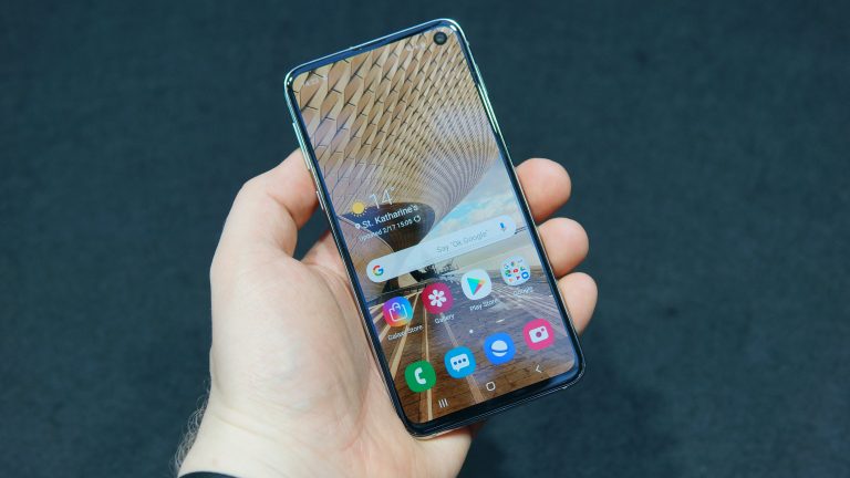 Samsung prezentē četrus jaunus Galaxy S10 sērijas viedtālruņus