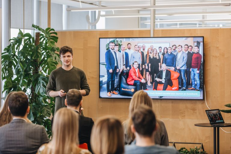 Veiksmīgi noslēdzies akselerators “Wise Guys Fintech II sadarbībā ar Swedbank”