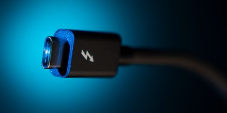 USB 4 piedāvās Thunderbolt ātrumus un pieejamāku ar jauno tehnoloģiju aprīkoto ierīču cenu