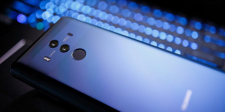Huawei izstrādājis mobilo operētājsistēmu, ja viss jūk un brūk ar ASV un Android