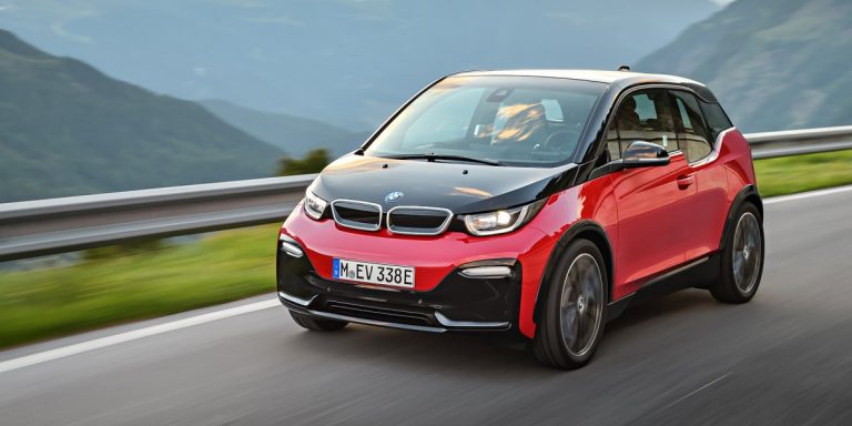 Elektroauto ražošanas un uzlādes radītais CO2 apjoms var pārsniegt dīzeļauto radīto