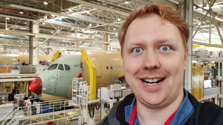 Kursors.lv apmeklē Airbus rūpnīcu (video)