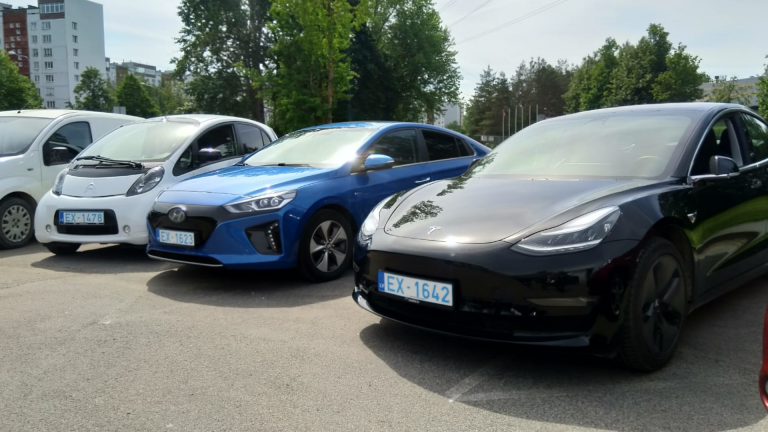 Sarunas ar Tesla, Nissan, Hyundai un Citroen elektroauto īpašniekiem (video)