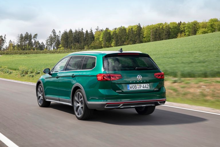 Volkswagen Latvijā sāk atjaunotā Passat iepriekšpārdošanu