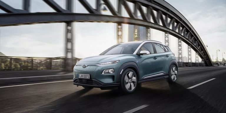 Garāžā aizdedzies un uzsprādzis Hyundai Kona elektroauto