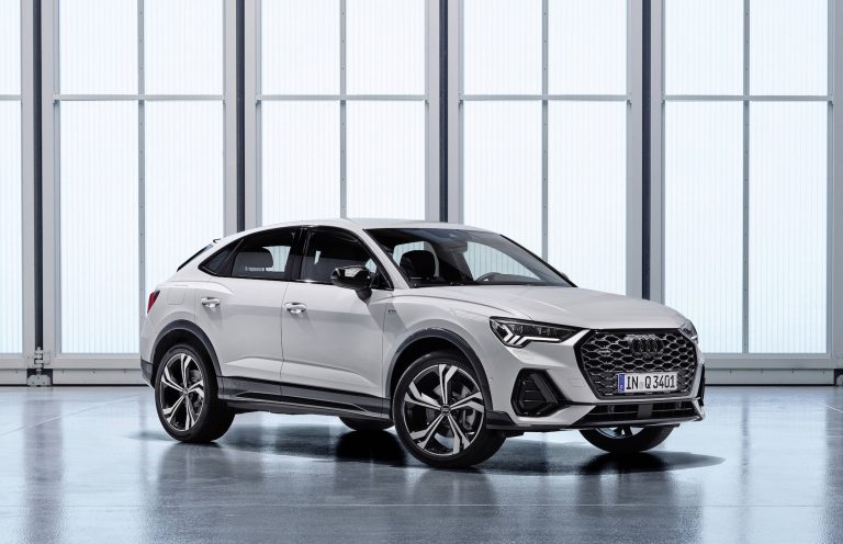Audi iepazīstina ar Q3 Sportback kompakto SUV kupeju