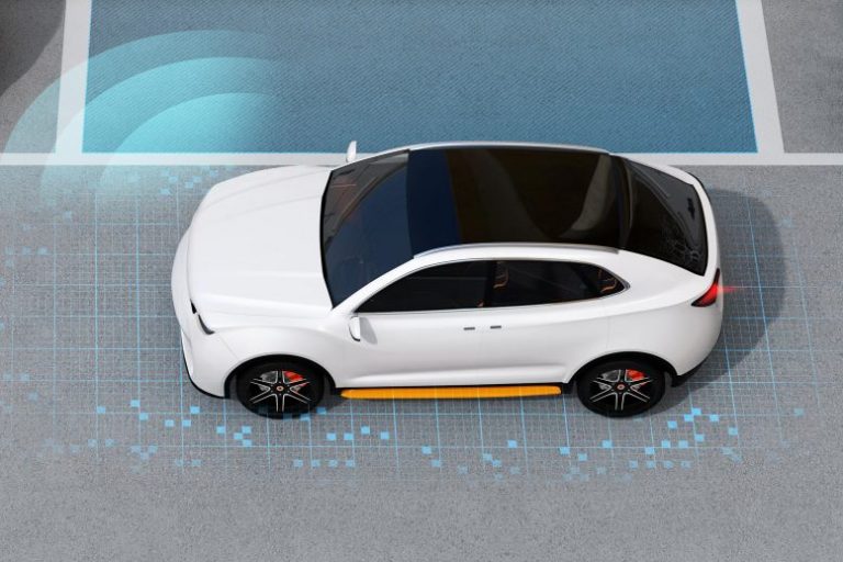 Radīta tehnoloģija, kas ļaus pašbraucošajiem auto redzēt apkārt stūrim