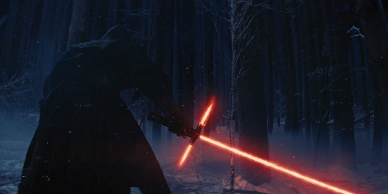 Coca-Cola izgaismo pudeles Star Wars tematikā ar lokanu OLED tehnoloģiju