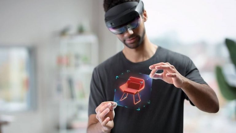 Microsoft izstrādā risinājumu, kurš akliem cilvēkiem ļauj atpazīt sejas