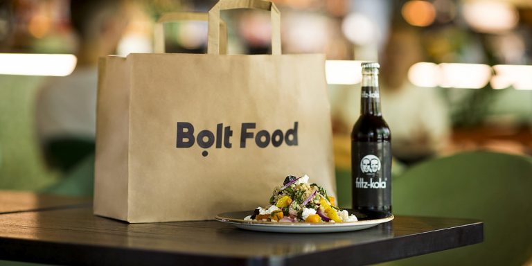 Bolt Food uzsāk diennakts piegādi Rīgā