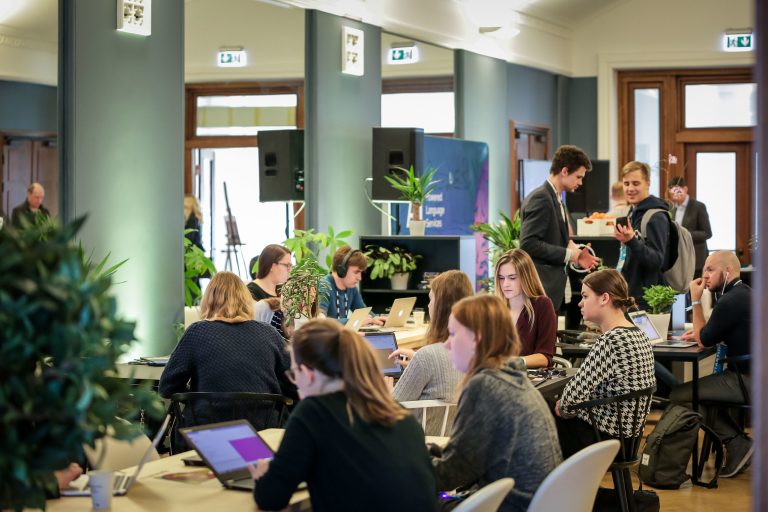 TechChill kopā ar LMT rīkos lietu interneta hakatonu