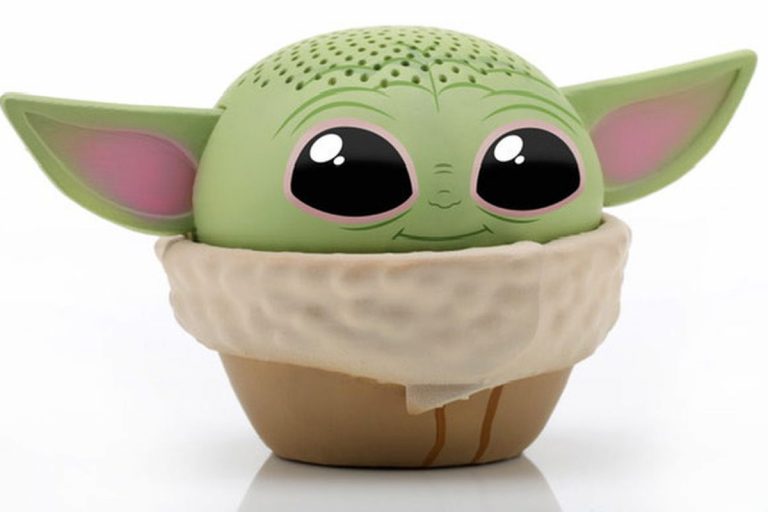 Disney izlaidis mazu bezvadu skaļruni “Baby Yoda” izskatā