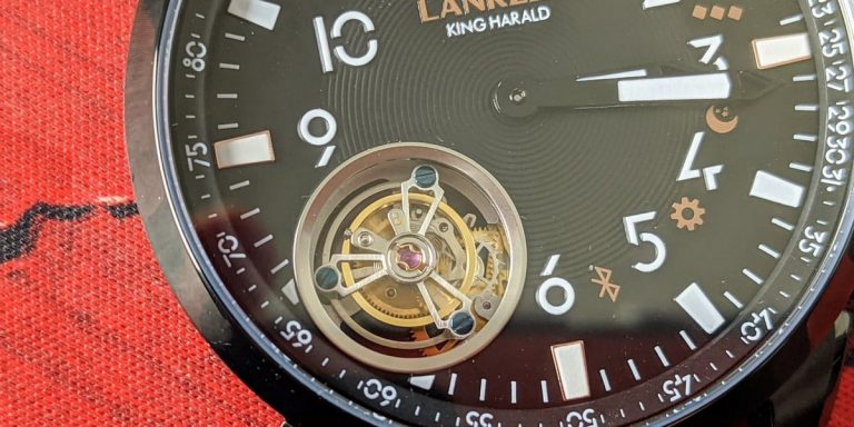 Gribi viedu pulksteni gandrīz kā Šleseram? Tas maksās nieka $400