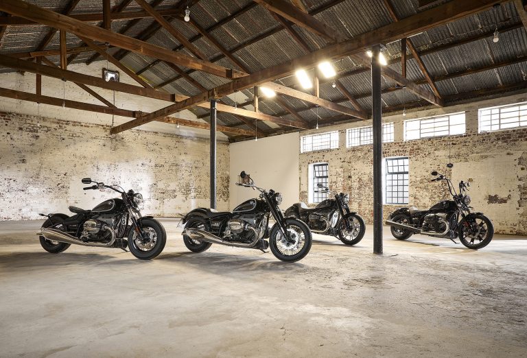 BMW Motorrad atklāj kruīzeri R18, nepārprotami tēmē uz Harley Davidson