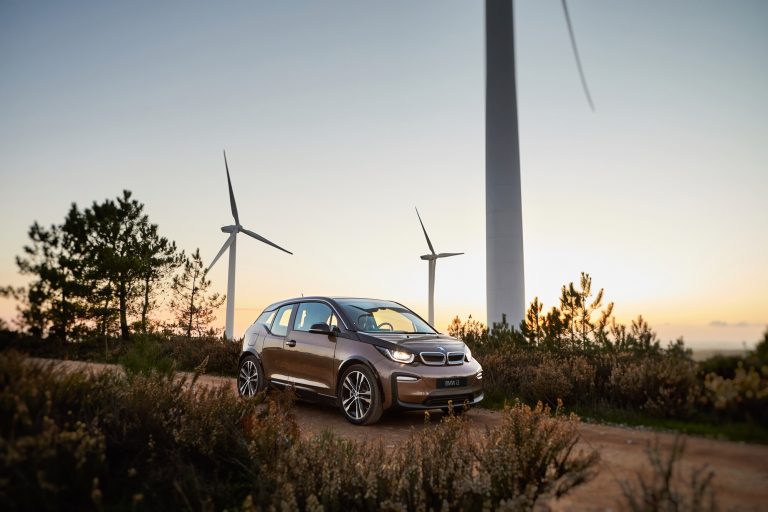 BMW i3 bez bremžu maiņas veicis 277 tūkstošus kilometru
