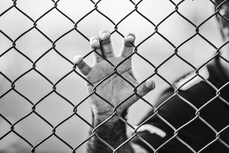 Sejas atpazīšanas tehnoloģijas kļūdas dēļ afroamerikānis apsūdzēts laupīšanā