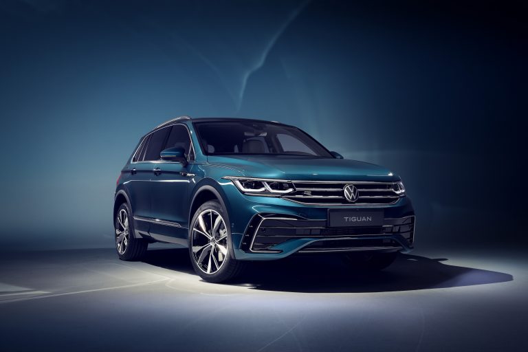 Volkswagen atklāj jauno Tiguan – tagad arī ar plug-in hibrīda versiju un atsevišķu sportisko R modeli