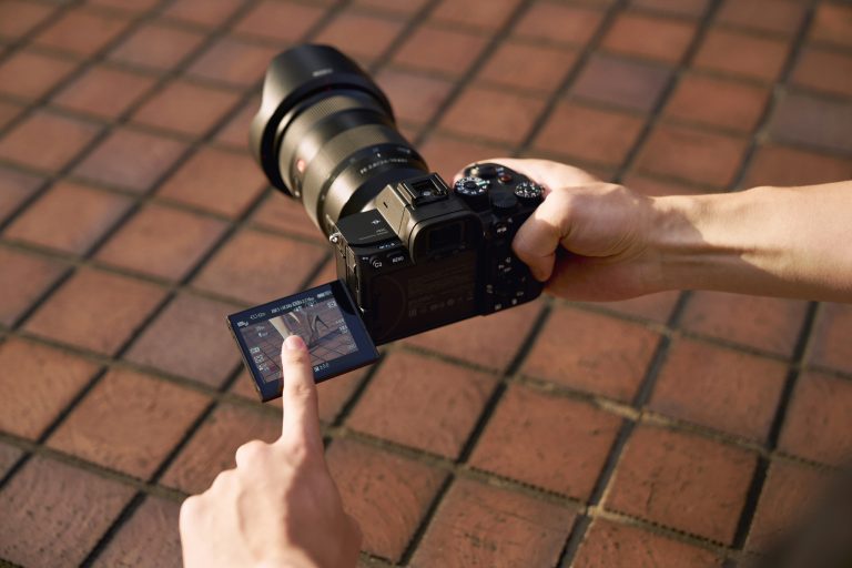 Sony izziņo Alpha 7S III pilnkadra bezspoguļa kameru