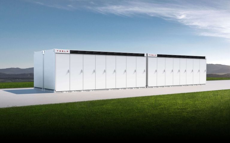 Tesla būvēs savu lielāko elektrības krātuvi