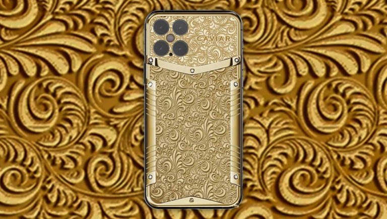 Uzņēmums Caviar jau piedāvā pilnībā apzeltītu iPhone 12 telefonu