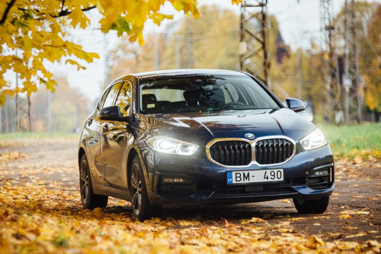 No savām saknēm nekur neaizmuksi – jaunās “BMW” 1. sērijas apskats