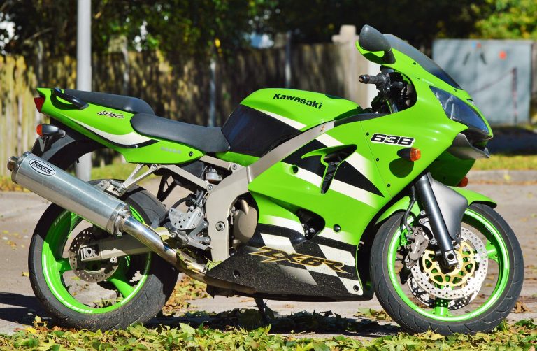 “Kawasaki” strādā pie hibrīdmotocikla izstrādes